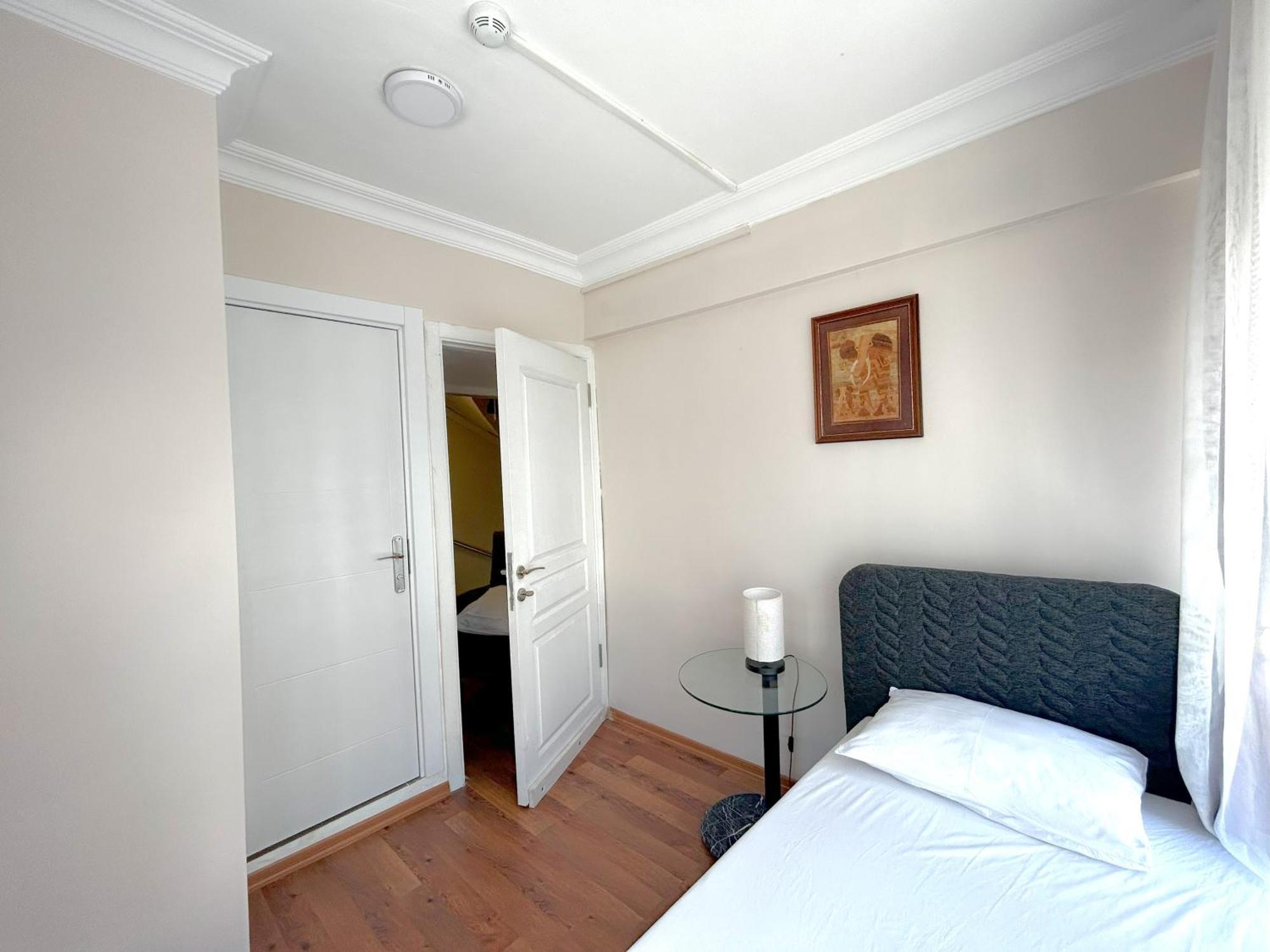 Meydan Pansiyon Uskudar Hotel Istanbul Eksteriør billede
